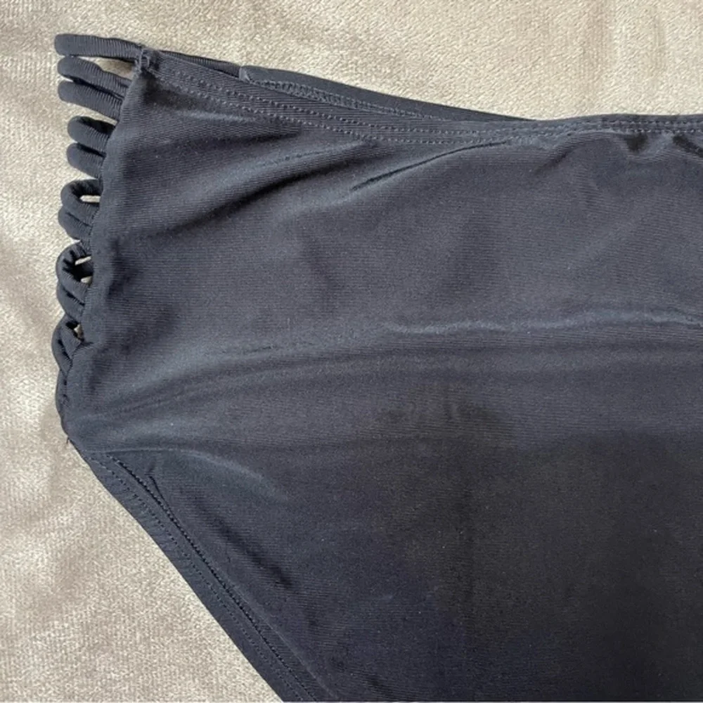 4 for 16$ Black High Waisted Bikini Bottoms